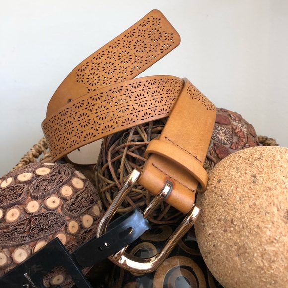 INC International Concepts Accessories - NWT INC Brown Cut Out Belt